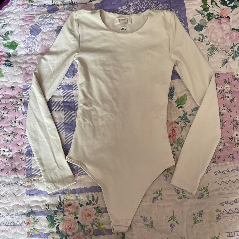 Babaton Women's White and Cream Bodysuit